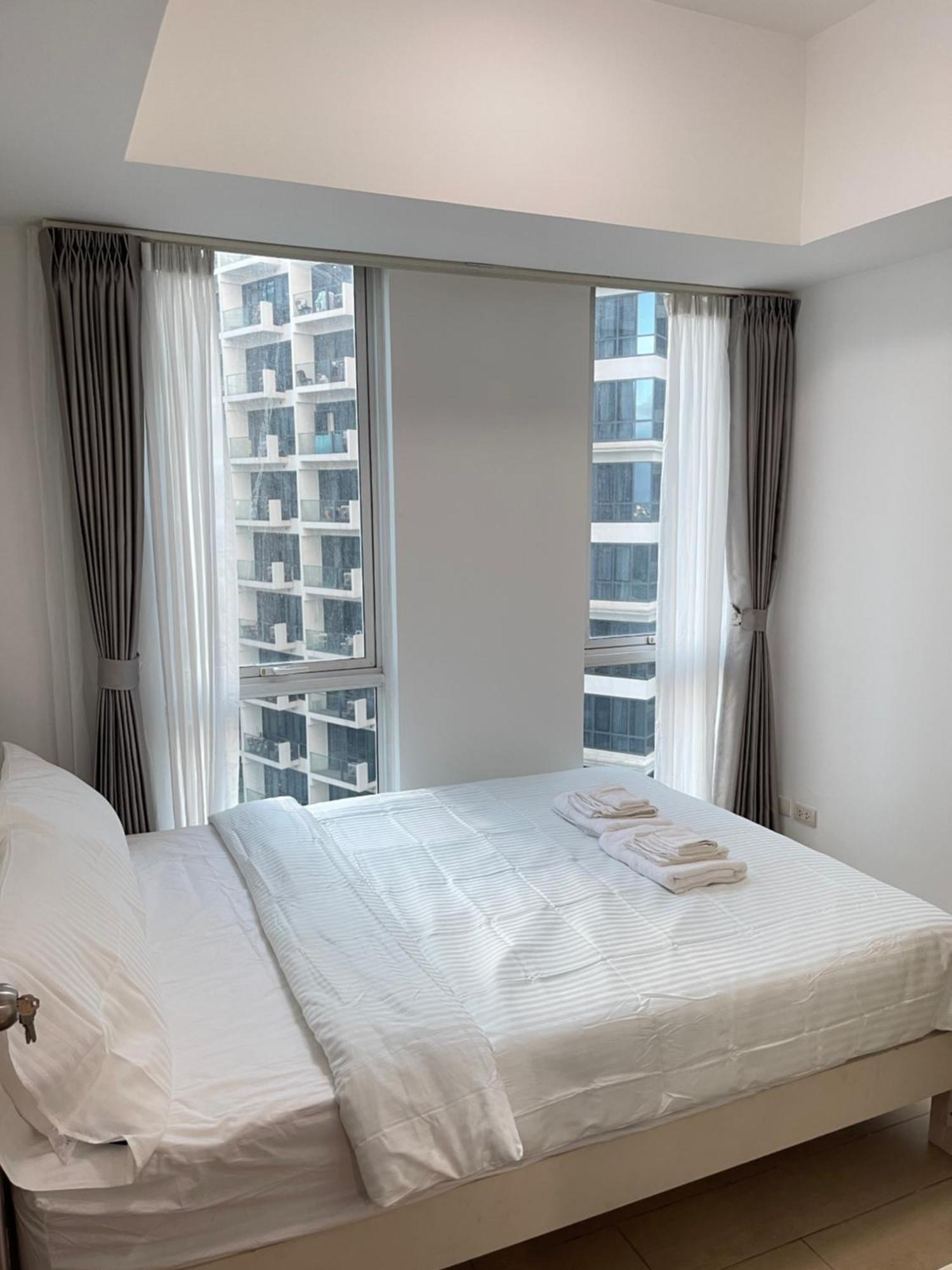 Venetian Haven Bgc Venice Grand Canal Ment, 4 Bedrooms, For 10 Guests Apartment *